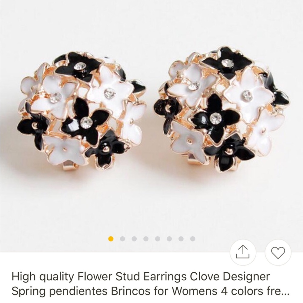 💕High Quality Stud Earrings Clove Design